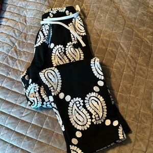 Collect + select paisley sweat pants black/ white
